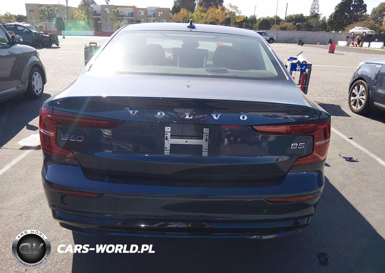 2024 Volvo S60 B5 Plus Dark Theme VIN:7JRL12FL6RG315320 - 16