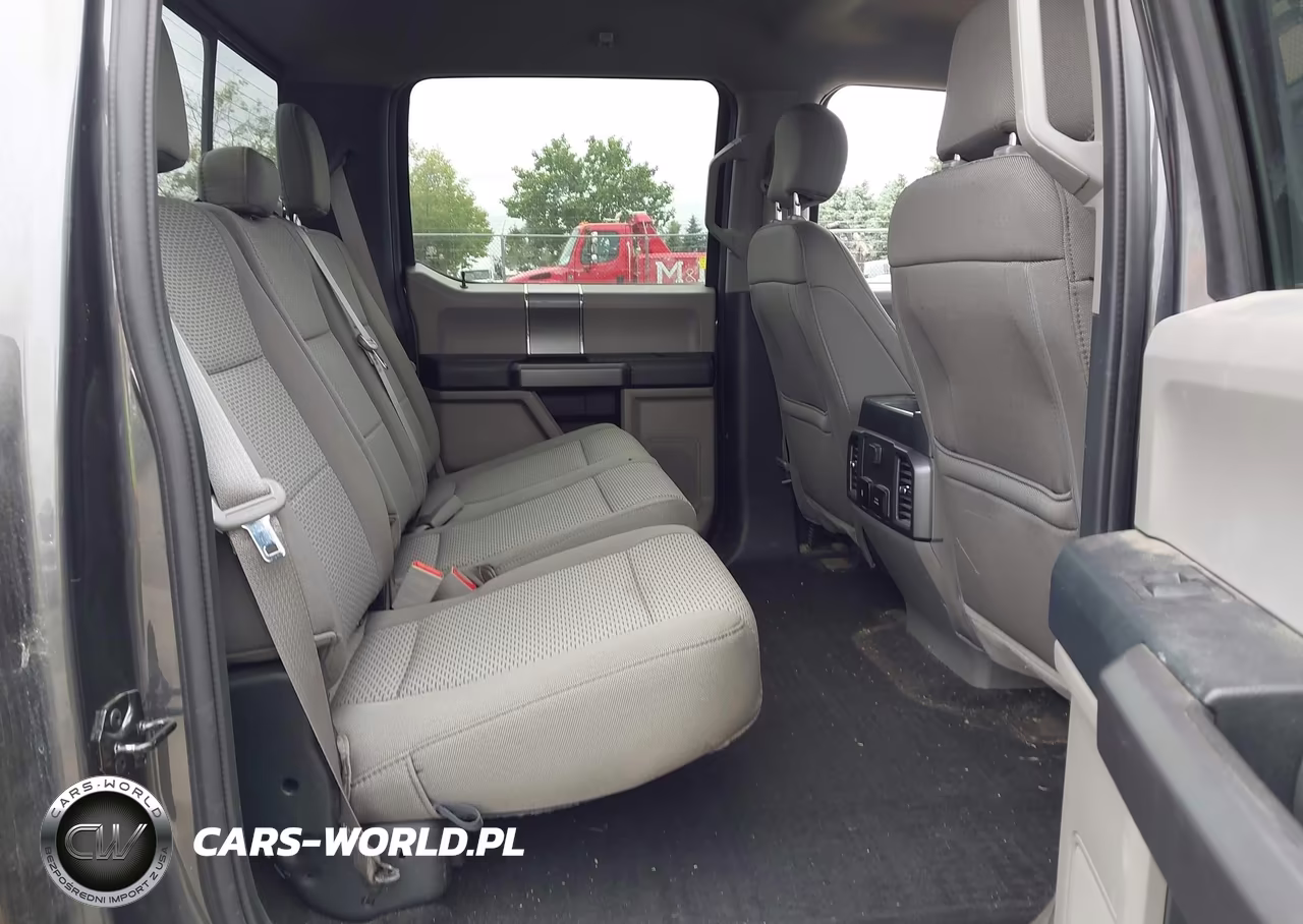 2019 Ford F-150 Xlt VIN:1FTEW1E46KFD13320 - 8