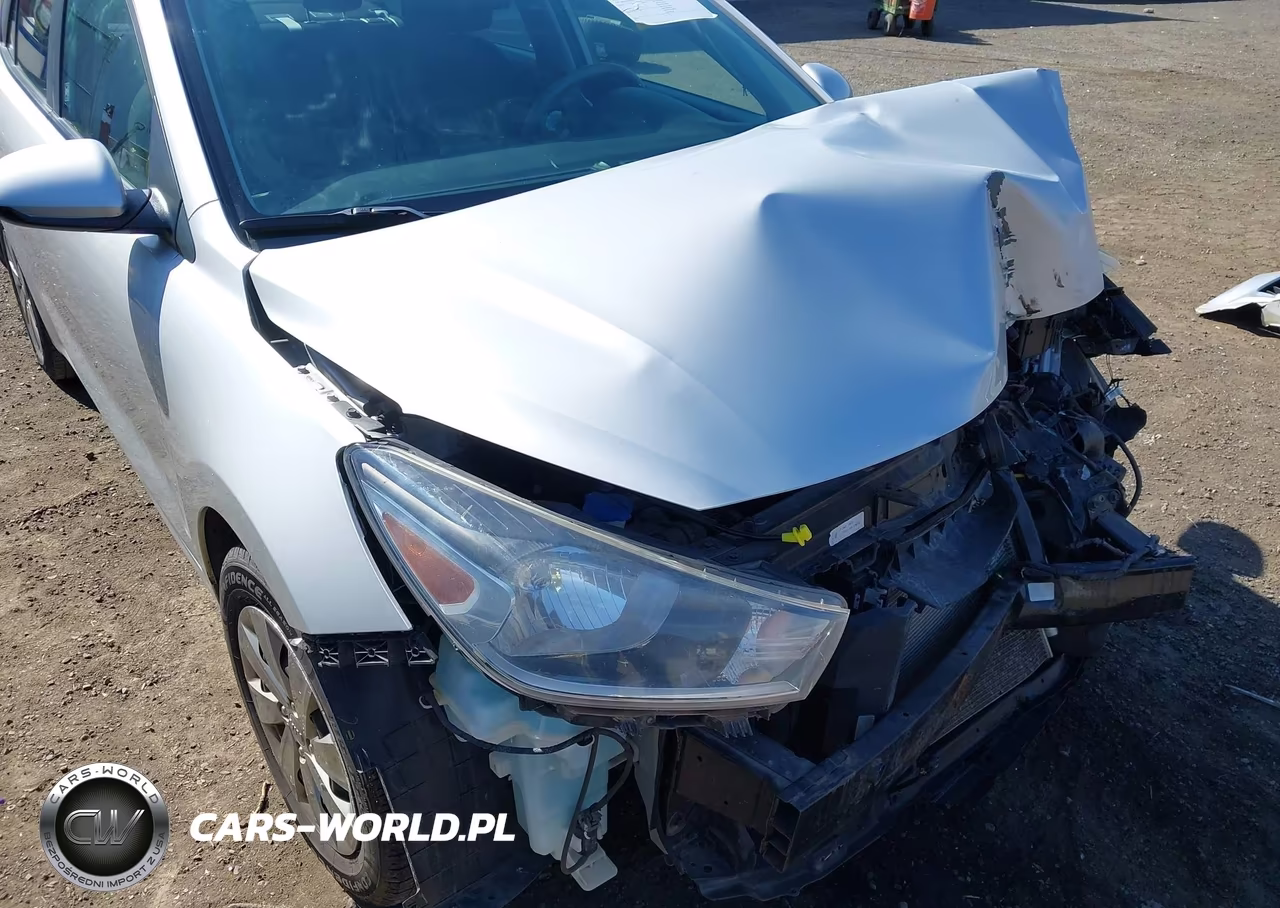 2020 Kia Rio S VIN:3KPA24AD2LE275114 - 18