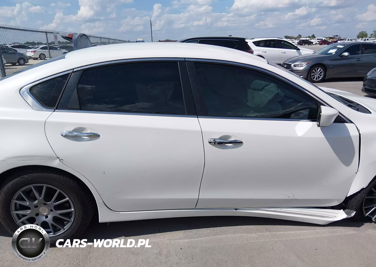2013 Nissan Altima 2.5 S VIN:1N4AL3AP0DN509349 - 13