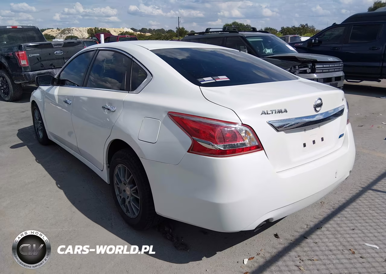 2013 Nissan Altima 2.5 S VIN:1N4AL3AP0DN509349 - 3