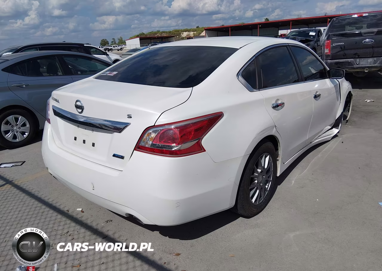 2013 Nissan Altima 2.5 S VIN:1N4AL3AP0DN509349 - 4