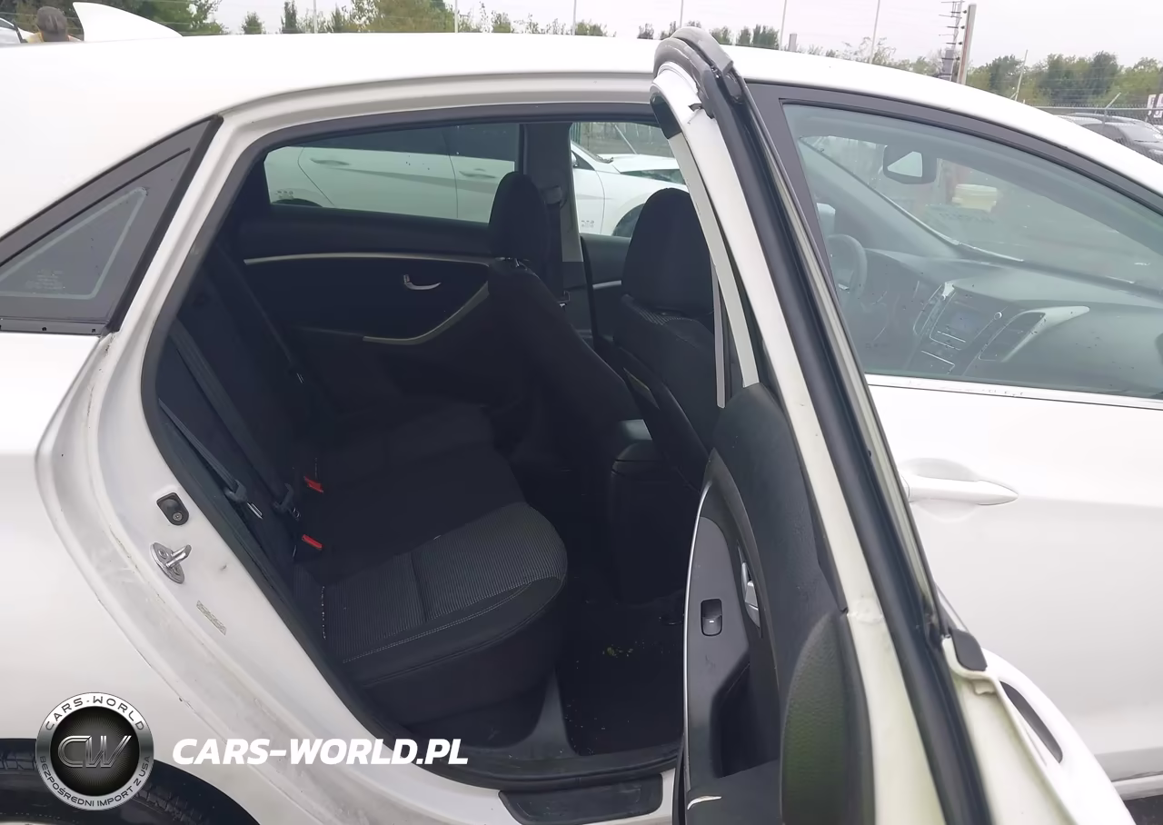 2013 Hyundai Elantra Gt VIN:KMHD35LE3DU087593 - 8
