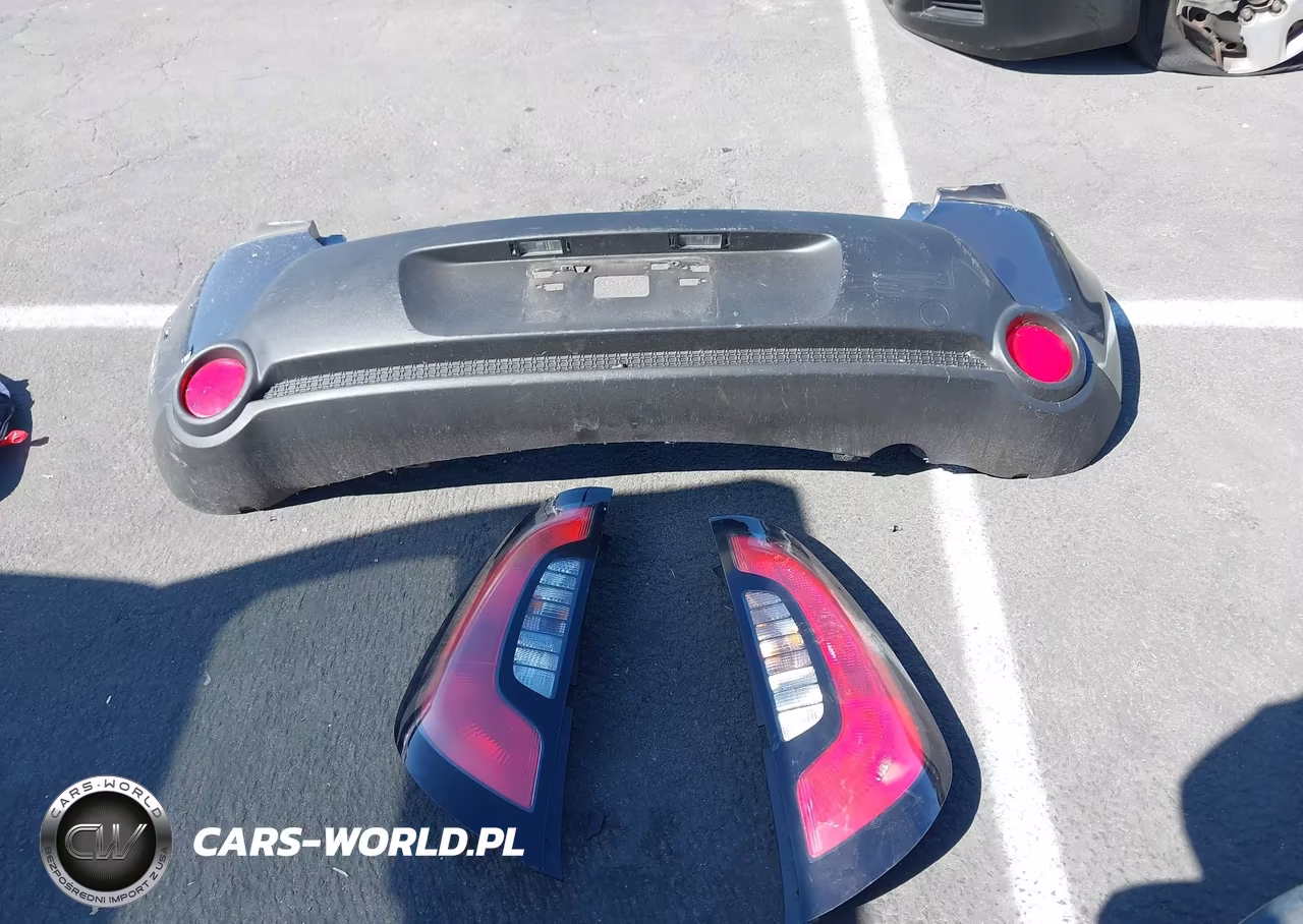 2014 Kia Soul + VIN:KNDJP3A55E7108012 - 12