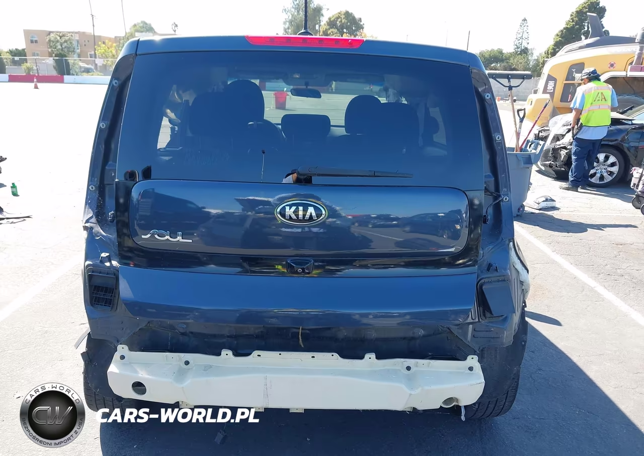 2014 Kia Soul + VIN:KNDJP3A55E7108012 - 19