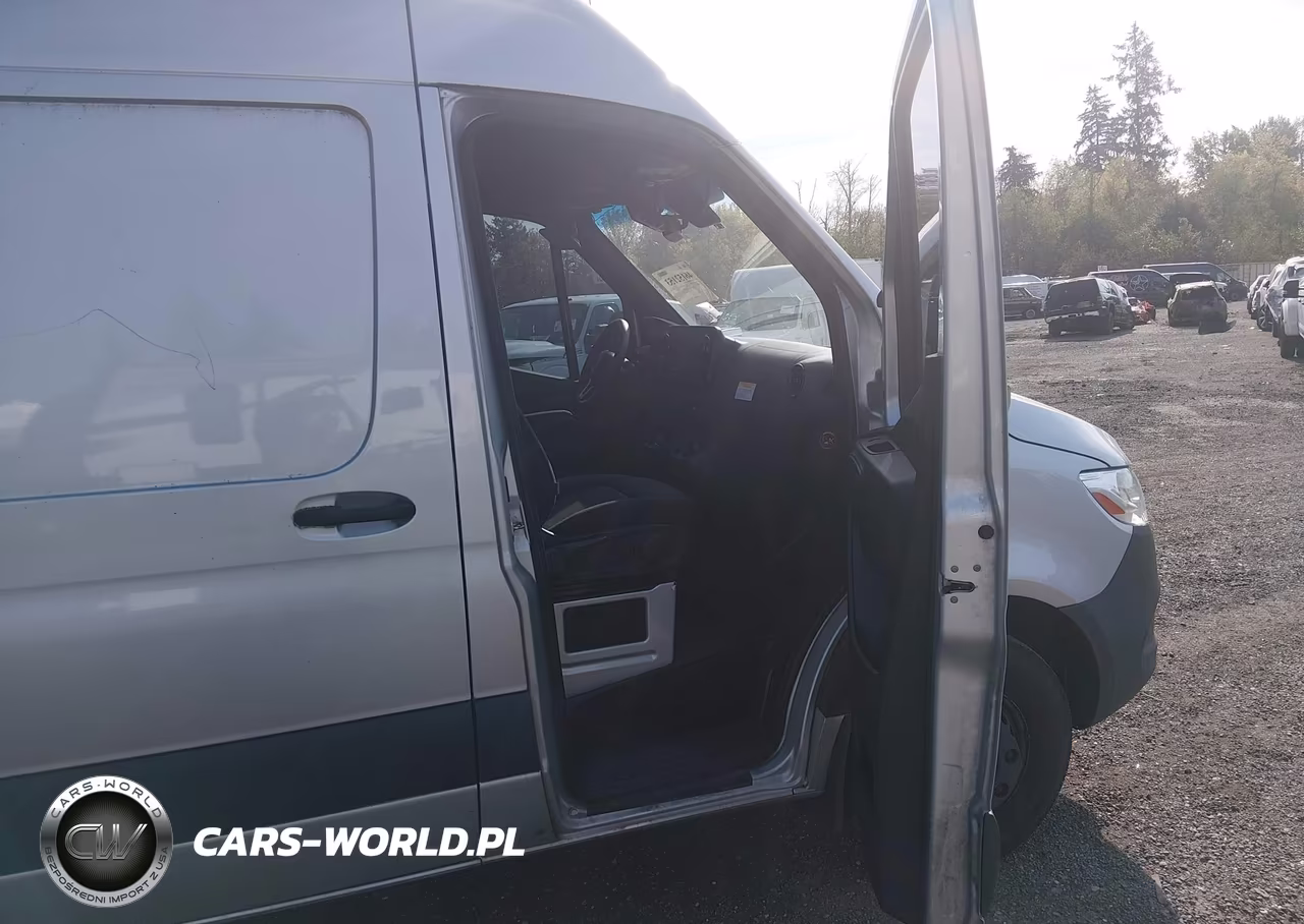2019 Mercedes-Benz Sprinter 3500 High Roof V6 VIN:WD4PF1CD0KP183224 - 5