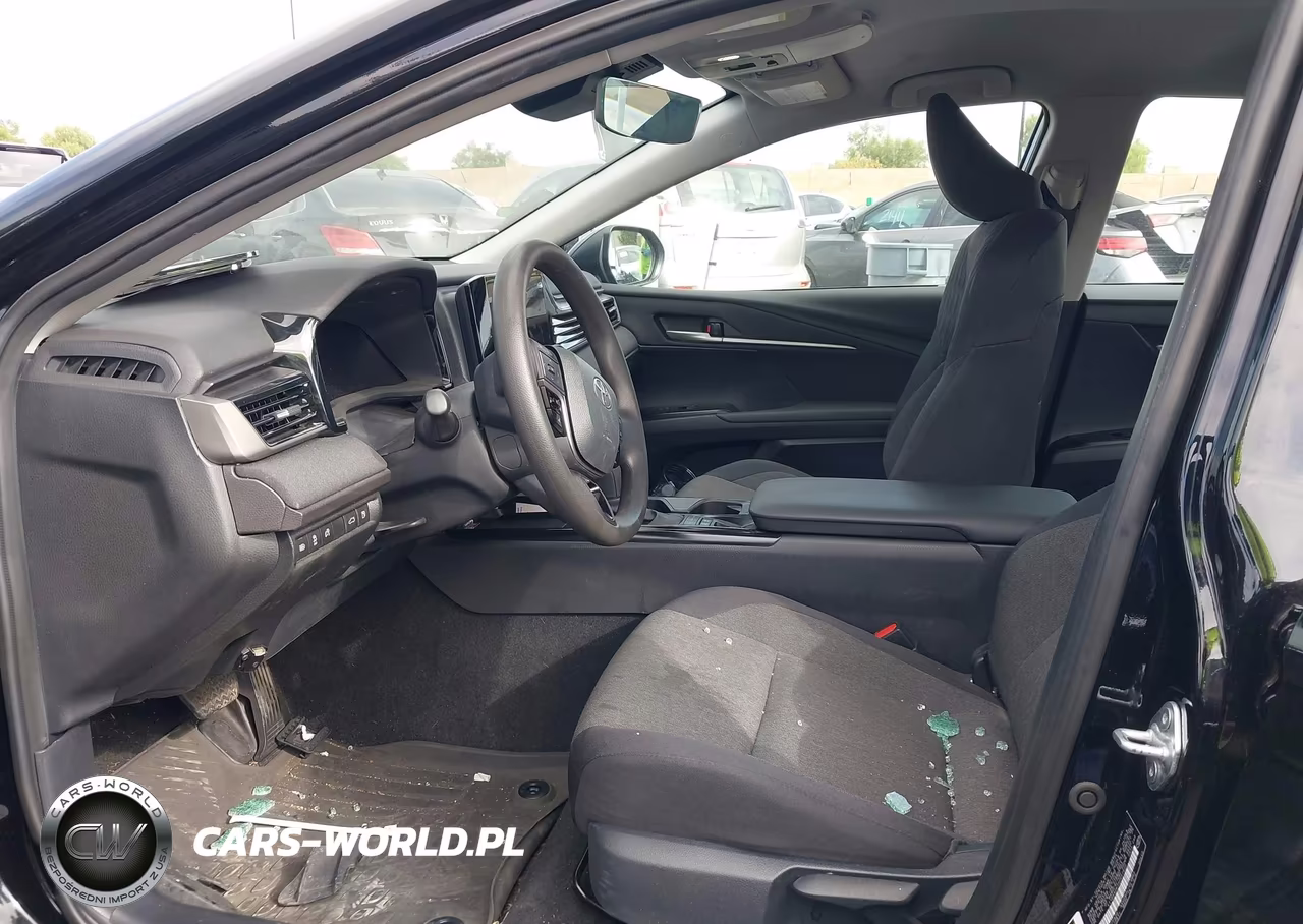 2025 Toyota Camry Le VIN:4T1DAACK3SU057835 - 5