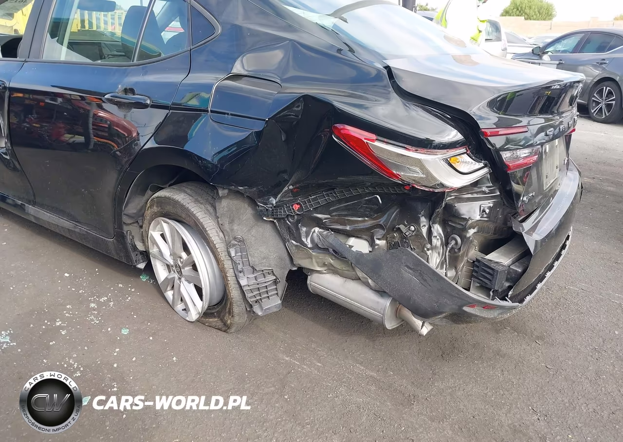 2025 Toyota Camry Le VIN:4T1DAACK3SU057835 - 6