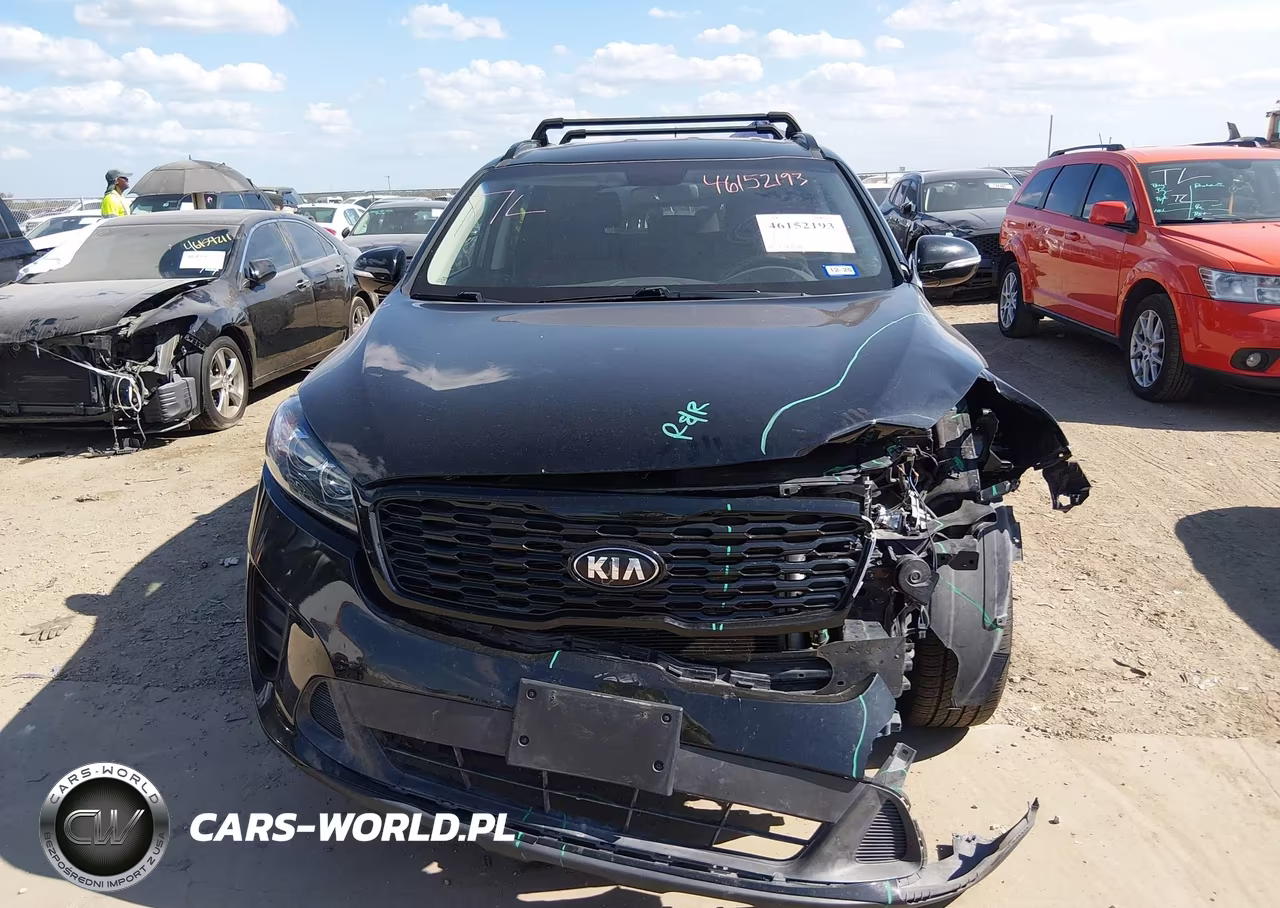 2019 Kia Sorento 3.3L S VIN:5XYPG4A55KG585389 - 12
