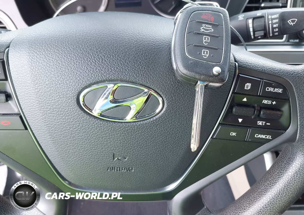 2015 Hyundai Sonata Sport VIN:5NPE34AF2FH102757 - 11