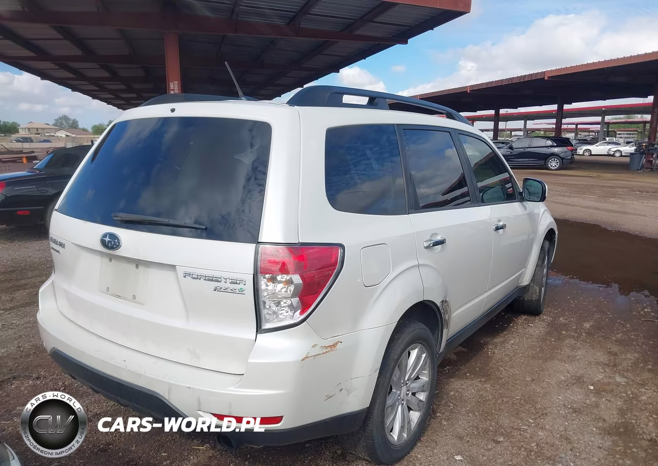 2012 Subaru Forester 2.5X Premium VIN:JF2SHADC0CH462707 - 4