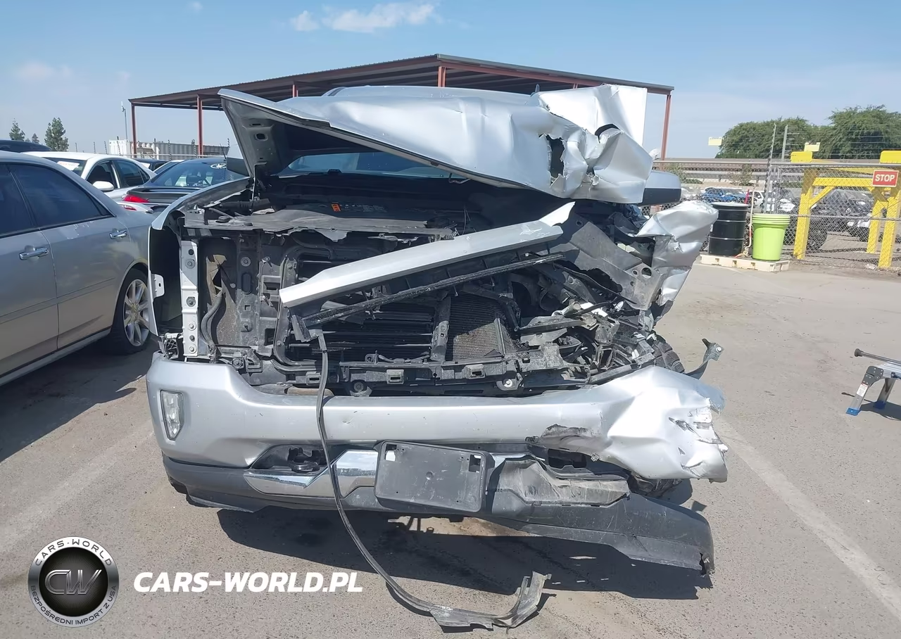 2018 Chevrolet Silverado 1500 2Lt VIN:1GCUKRECXJF198278 - 12