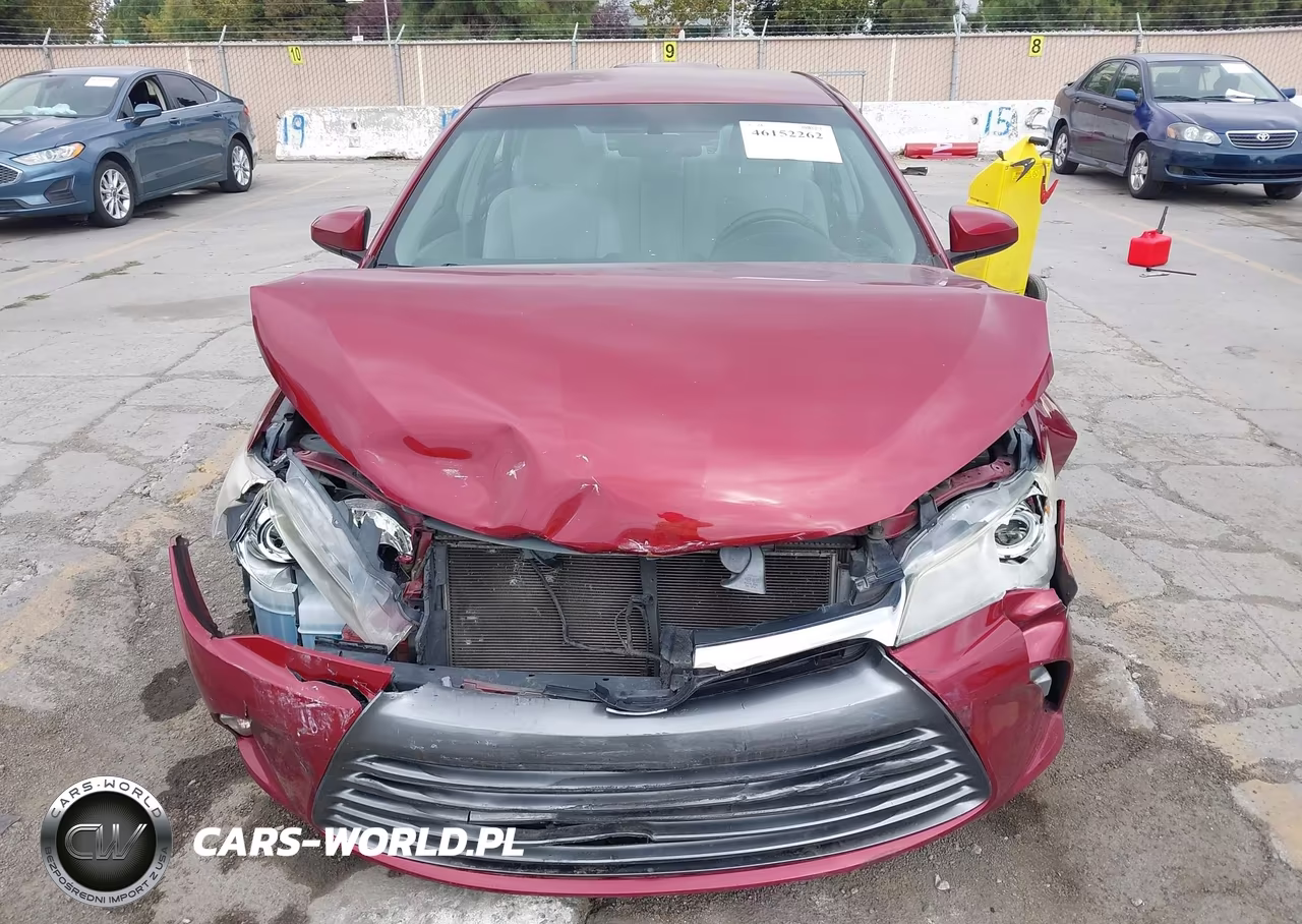 2017 Toyota Camry Le VIN:4T1BF1FK6HU752386 - 12