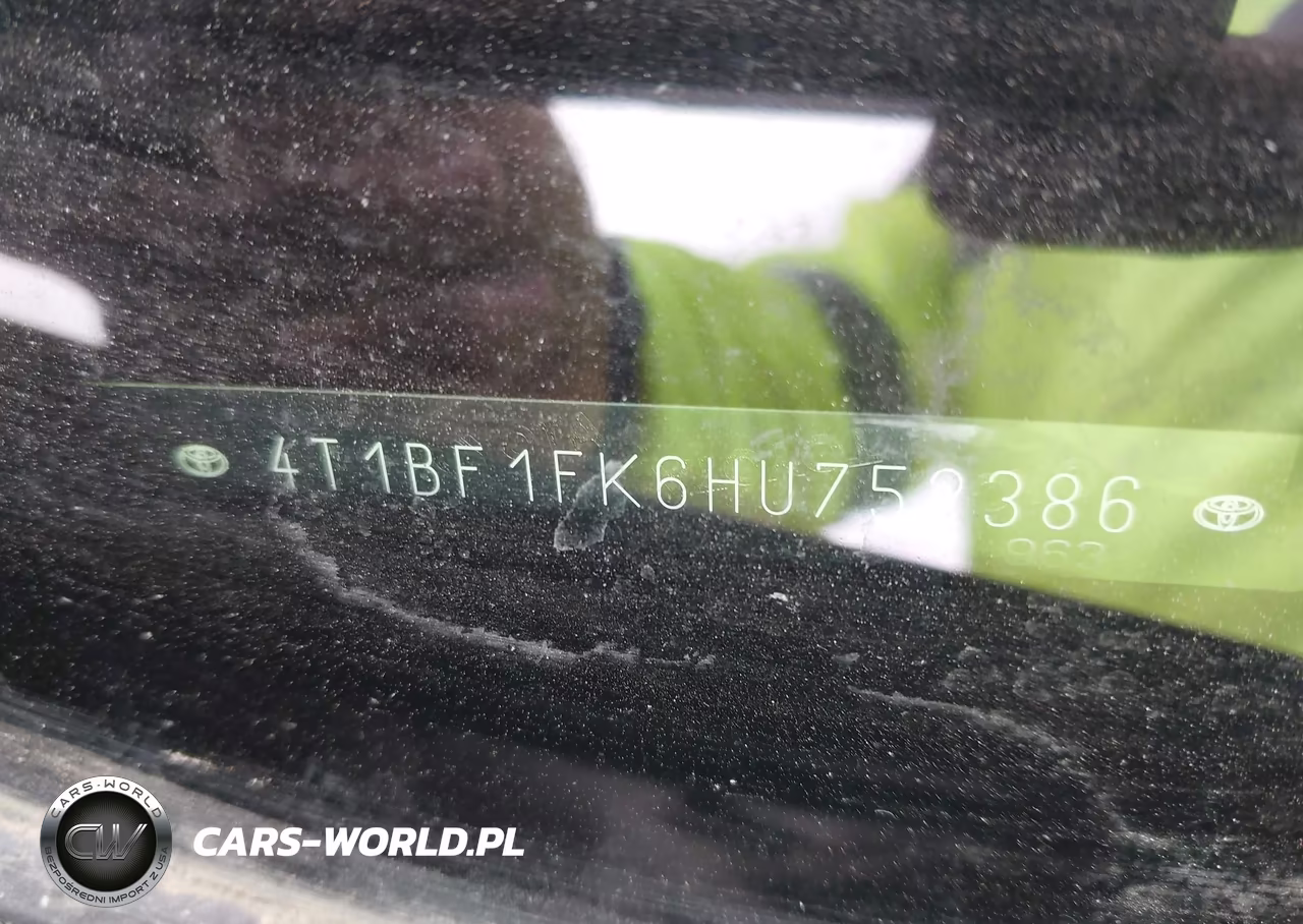 2017 Toyota Camry Le VIN:4T1BF1FK6HU752386 - 9