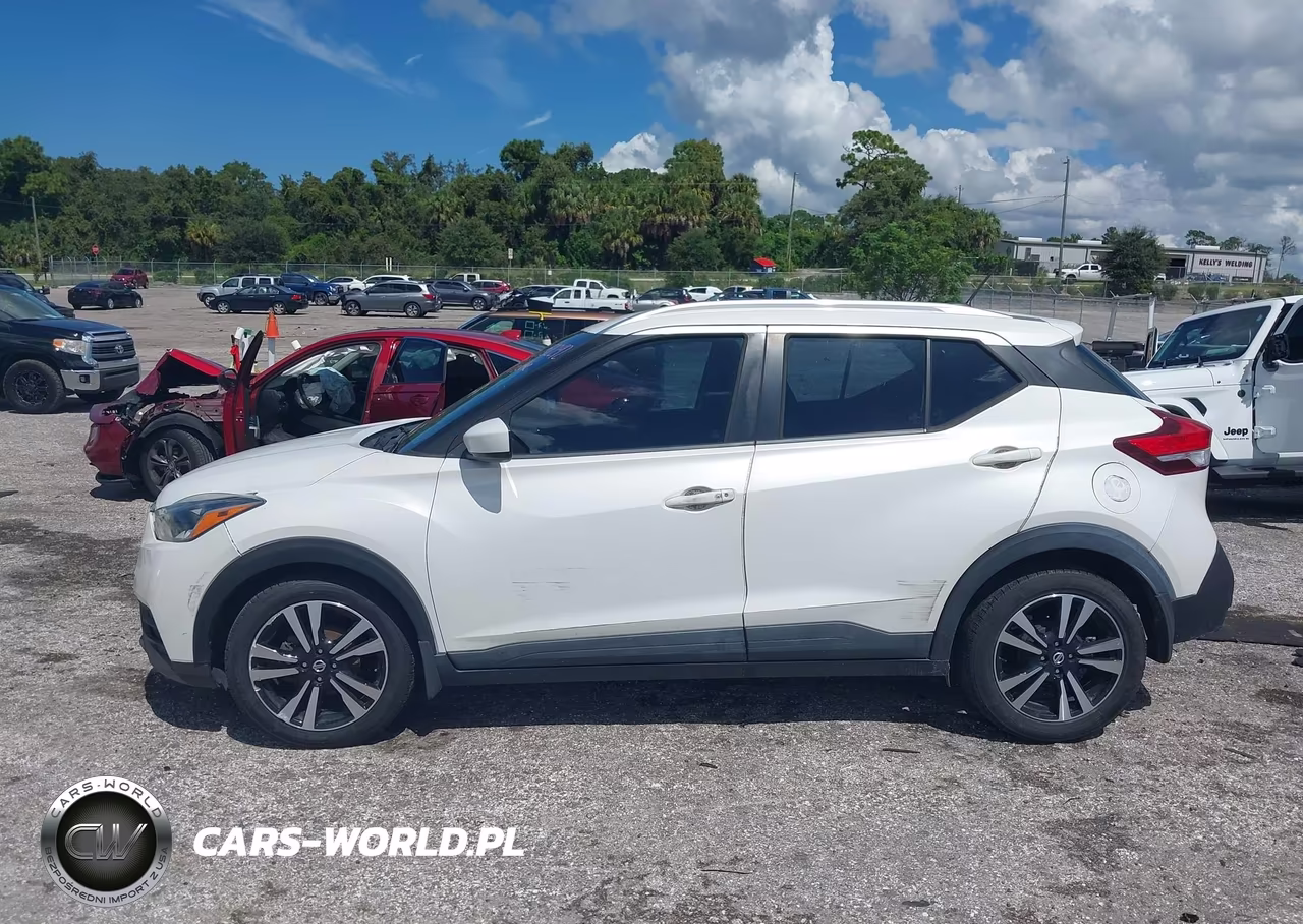 2019 Nissan Kicks Sv VIN:3N1CP5CU7KL536795 - 14