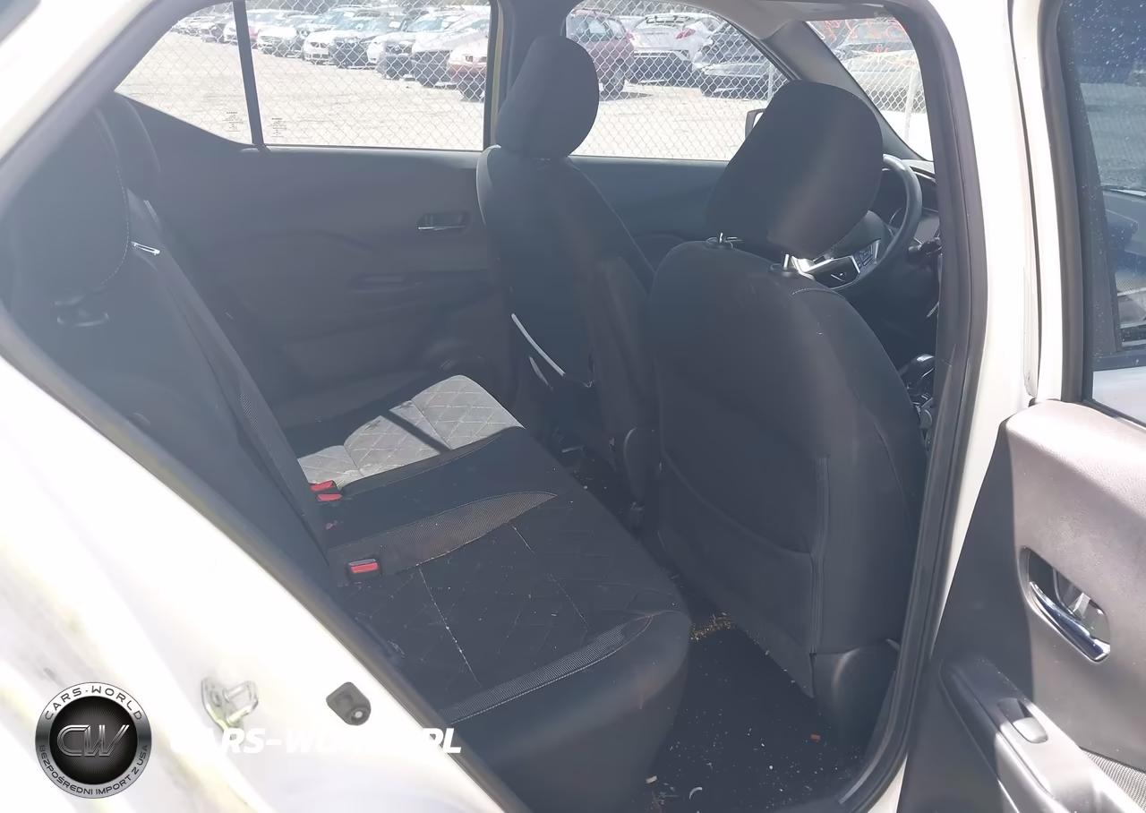 2019 Nissan Kicks Sv VIN:3N1CP5CU7KL536795 - 8