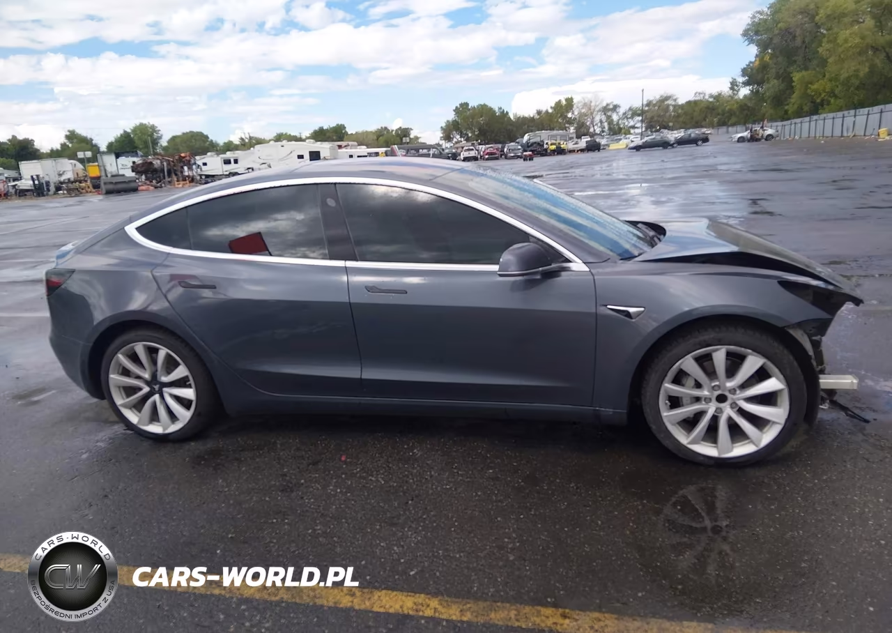 2018 Tesla Model 3 VIN:5YJ3E1EA9JF178031 - 13