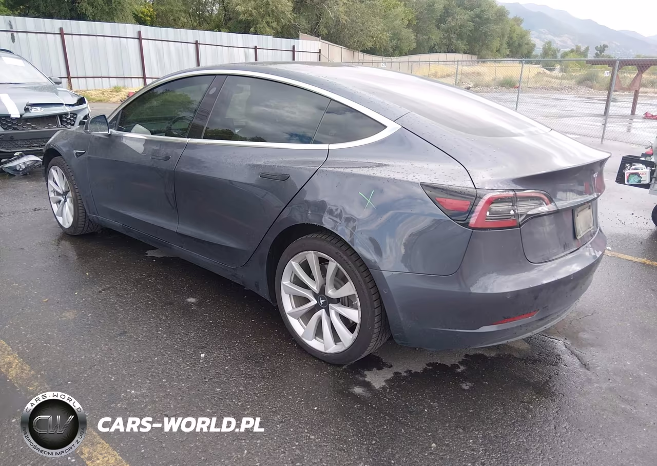 2018 Tesla Model 3 VIN:5YJ3E1EA9JF178031 - 3
