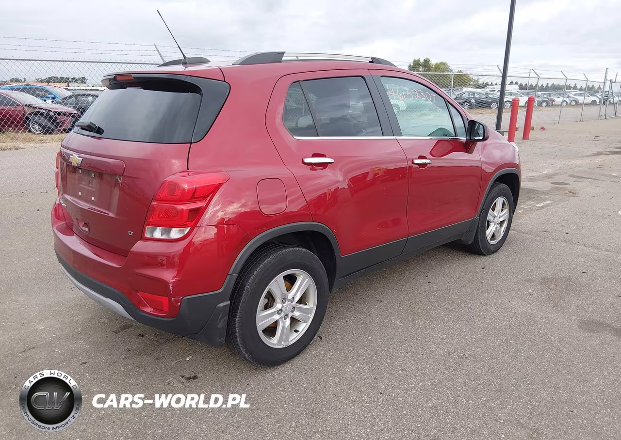 2020 Chevrolet Trax Awd Lt VIN:3GNCJPSB5LL189308 - 4