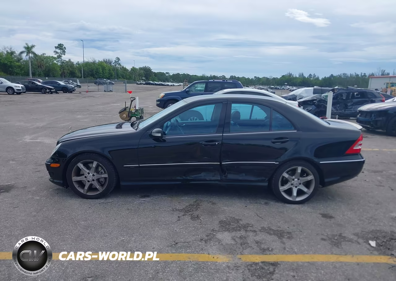 2007 Mercedes-Benz C 230 Sport VIN:WDBRF52H87F857985 - 14