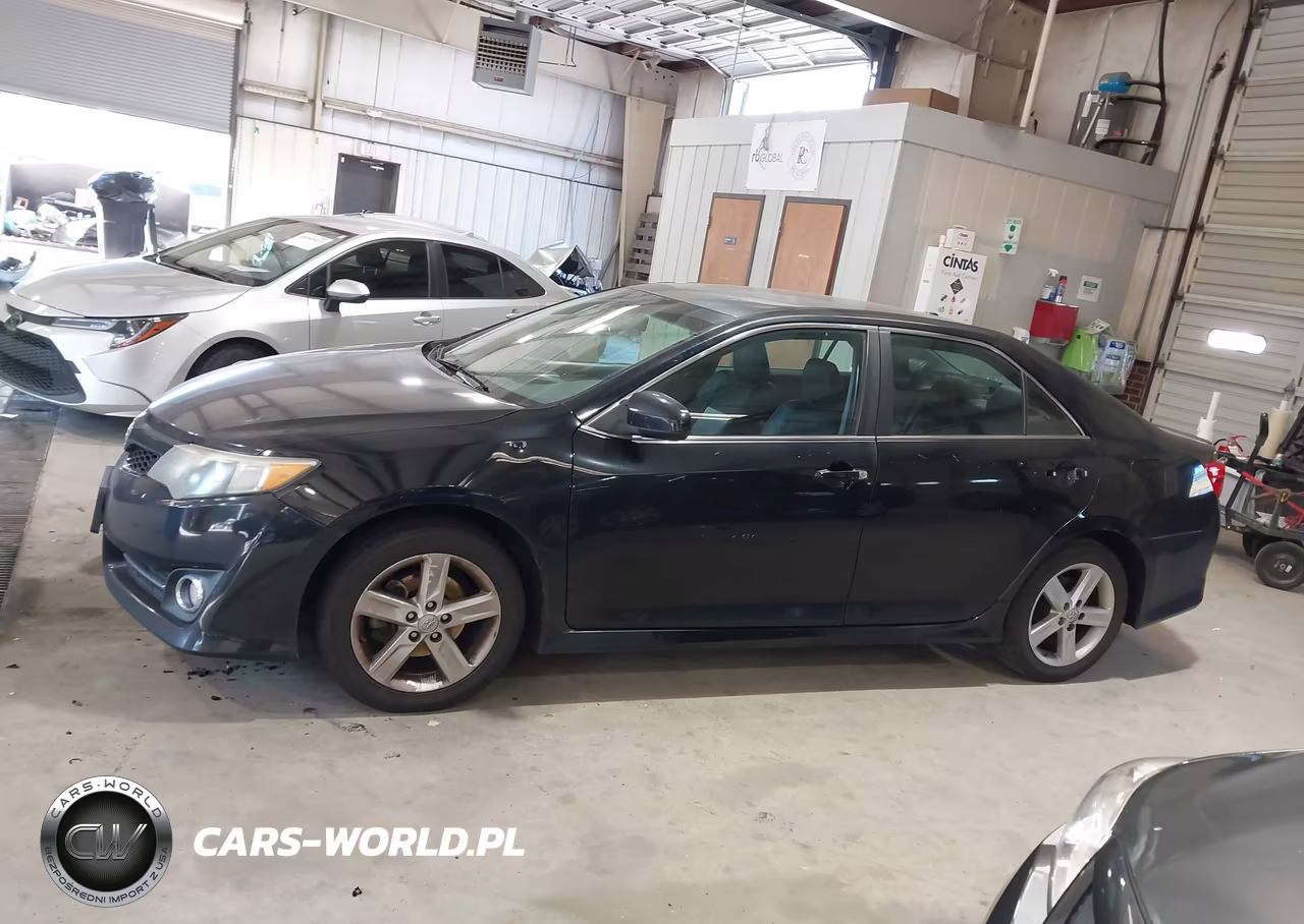 2013 Toyota Camry Se VIN:4T1BF1FK9DU287113 - 14