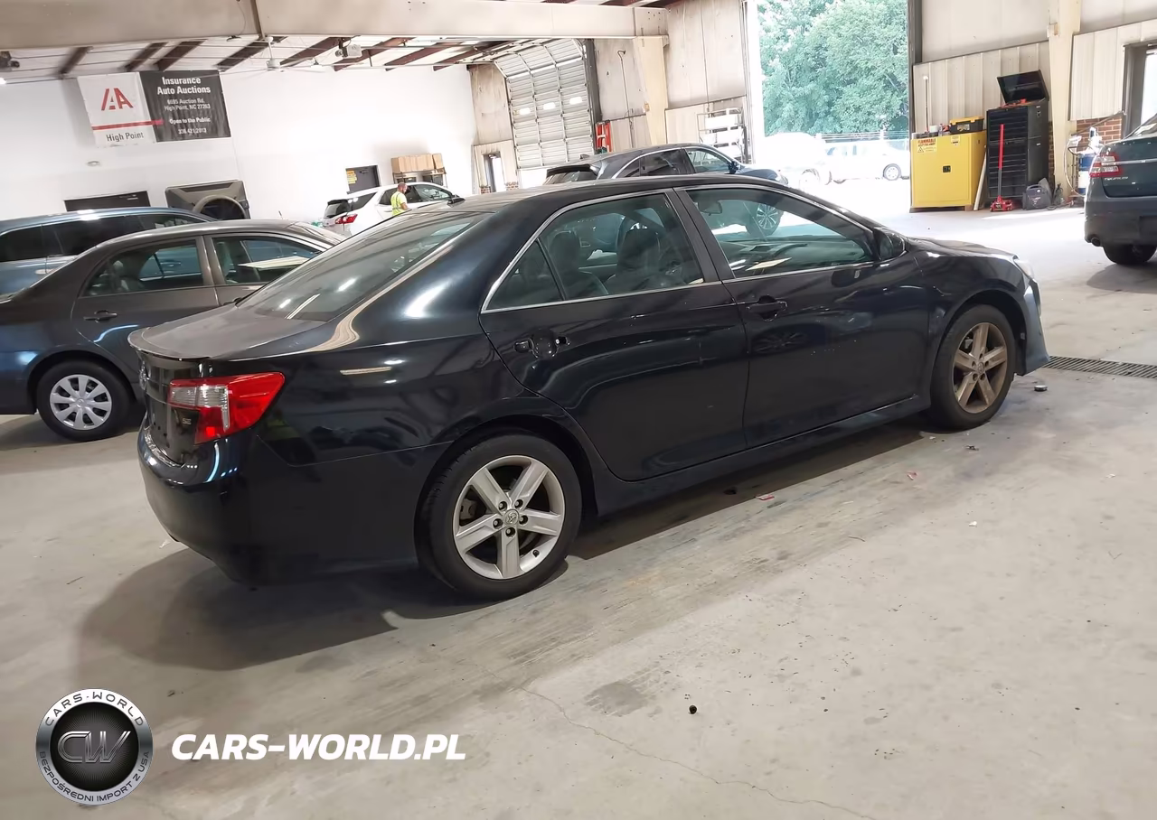 2013 Toyota Camry Se VIN:4T1BF1FK9DU287113 - 4