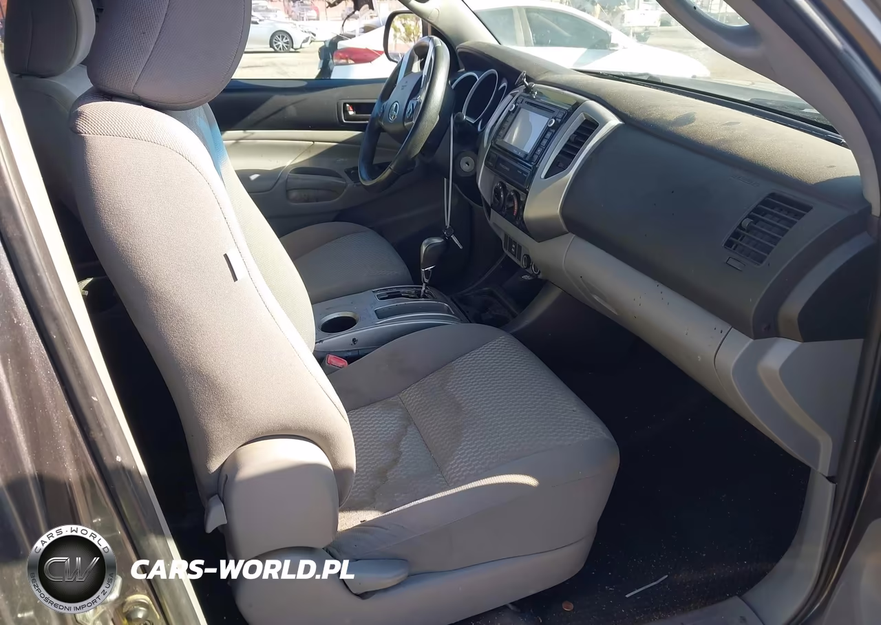 2015 Toyota Tacoma VIN:5TFTX4CN4FX050259 - 5