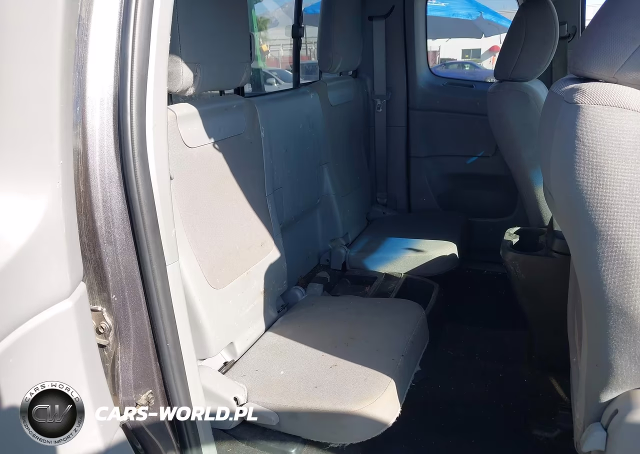 2015 Toyota Tacoma VIN:5TFTX4CN4FX050259 - 8
