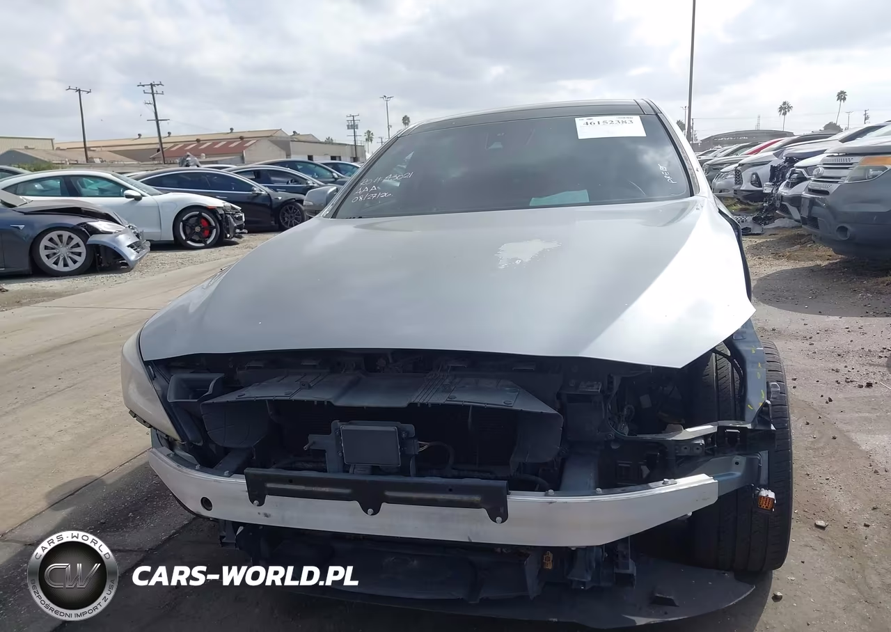 2015 Hyundai Genesis 3.8 VIN:KMHGN4JE0FU084030 - 12