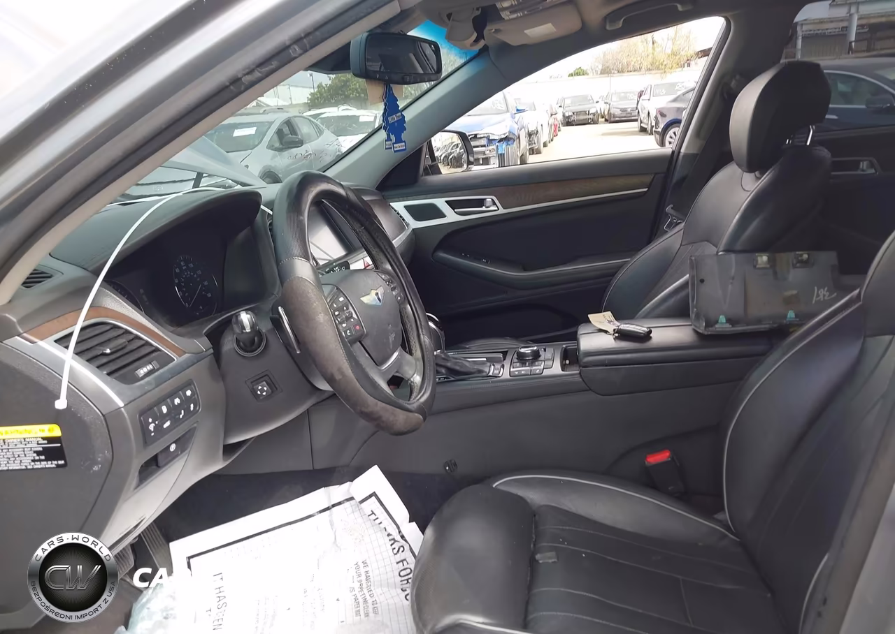 2015 Hyundai Genesis 3.8 VIN:KMHGN4JE0FU084030 - 17