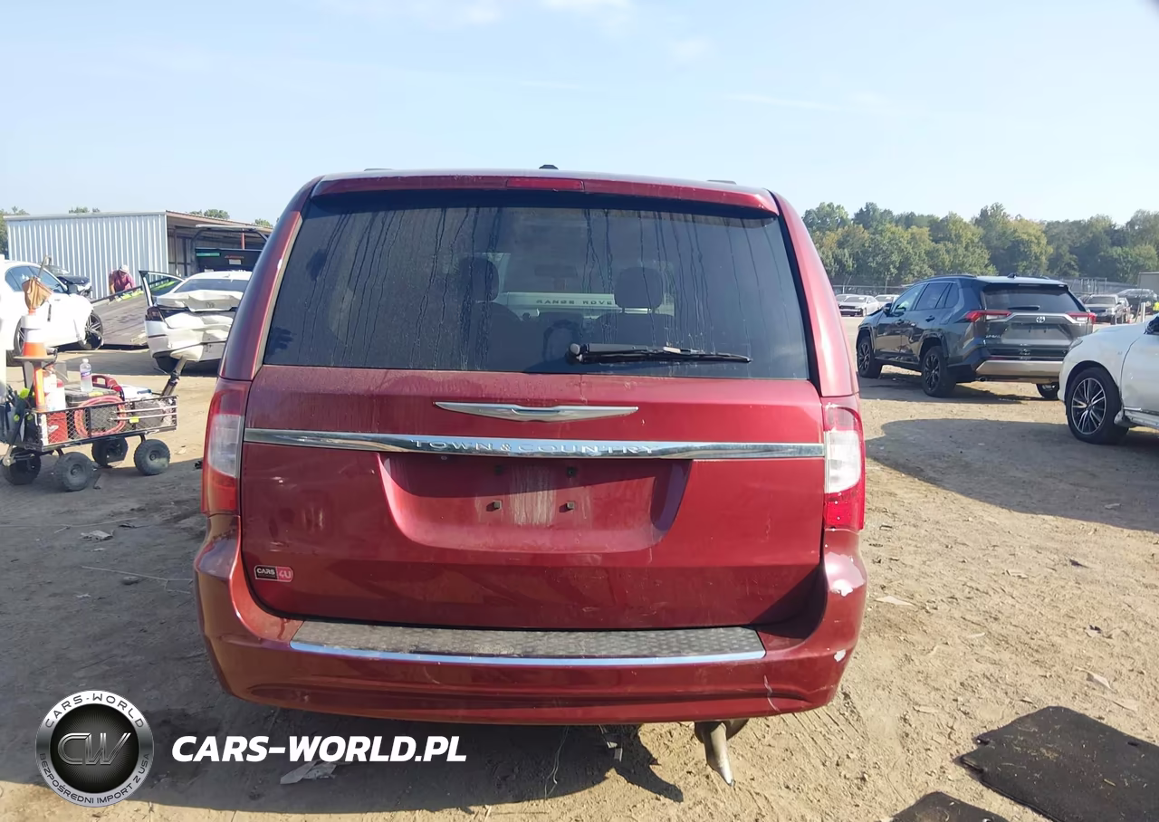 2014 Chrysler Town & Country Touring VIN:2C4RC1BG6ER111163 - 16