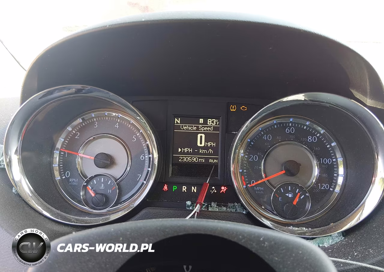 2014 Chrysler Town & Country Touring VIN:2C4RC1BG6ER111163 - 7