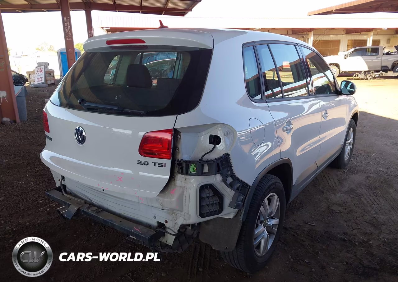 2012 Volkswagen Tiguan S VIN:WVGAV7AX3CW602947 - 4