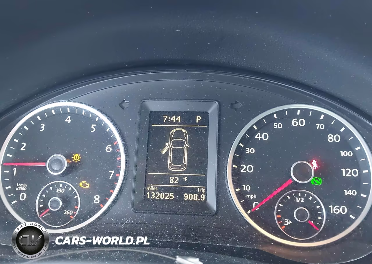 2012 Volkswagen Tiguan S VIN:WVGAV7AX3CW602947 - 7