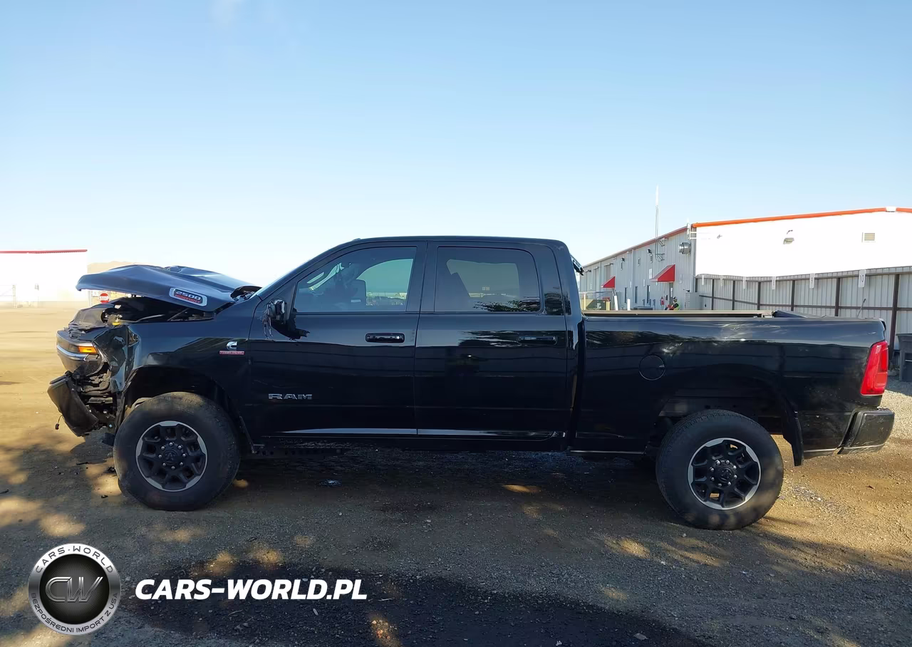 2025 Ram 2500 Laramie 4X4 6'4 Box VIN:3C63R5FLXSG511772 - 14