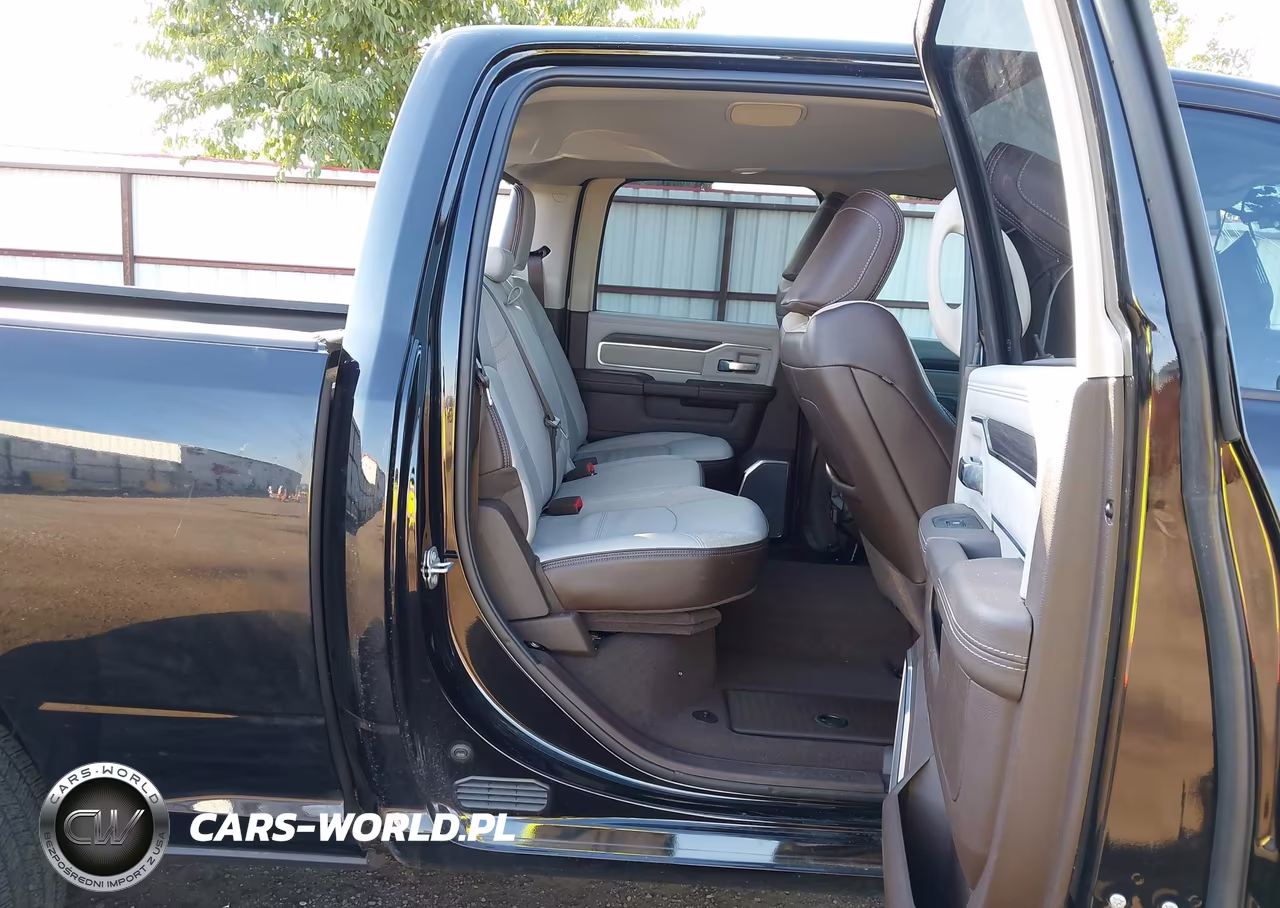 2025 Ram 2500 Laramie 4X4 6'4 Box VIN:3C63R5FLXSG511772 - 8