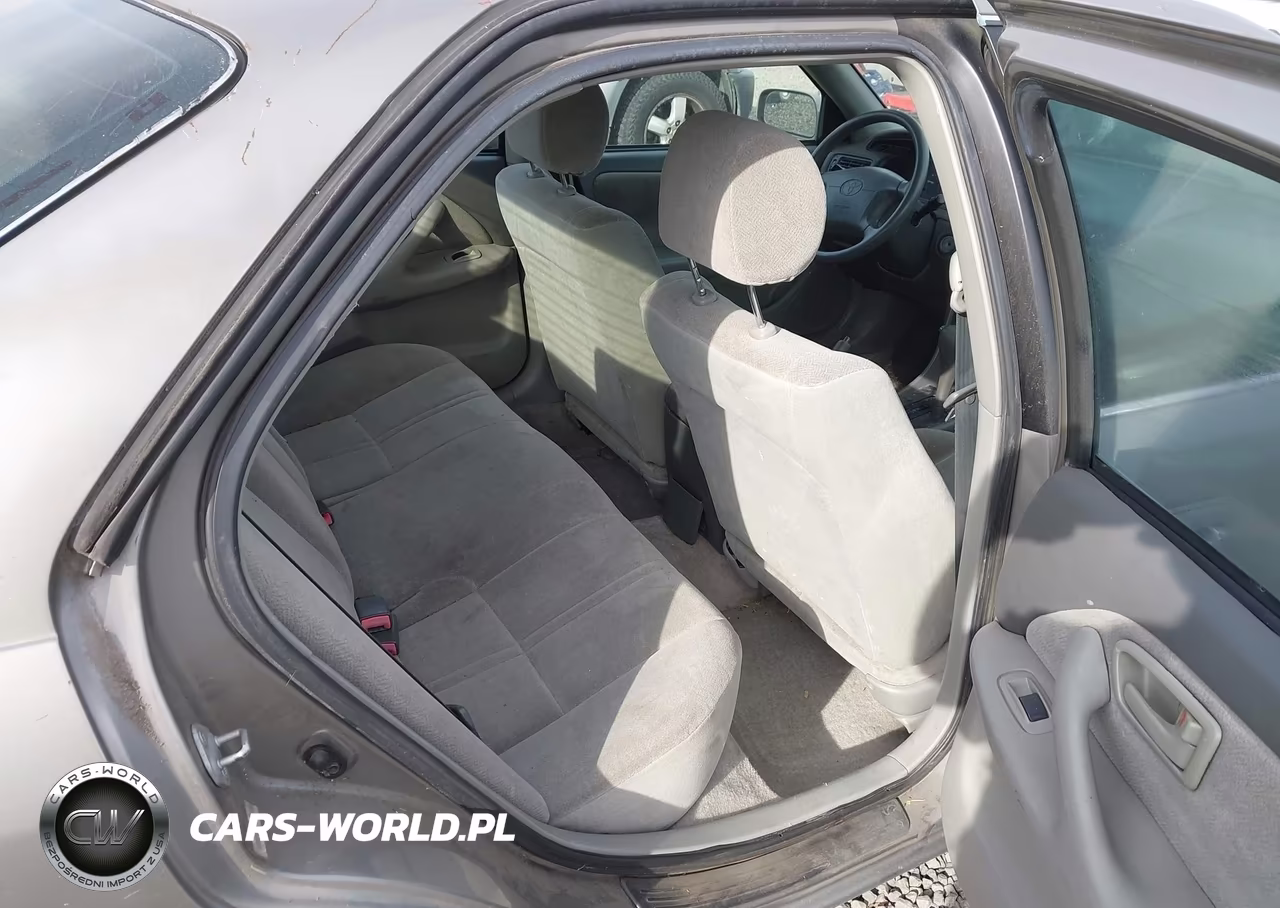 2001 Toyota Camry Ce VIN:4T1BG22K21U040830 - 8