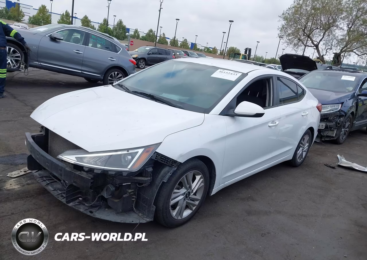 2020 Hyundai Elantra Sel VIN:5NPD84LF5LH542638 - 15