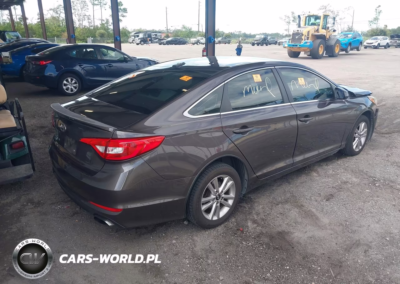 2017 Hyundai Sonata Se VIN:5NPE24AF3HH450976 - 4