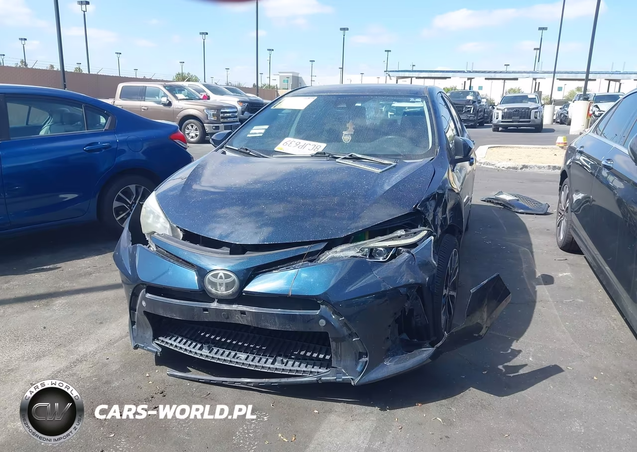 2018 Toyota Corolla Se VIN:5YFBURHE2JP792743 - 12