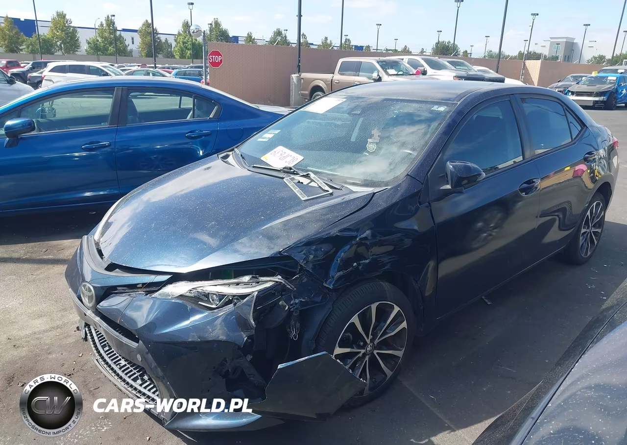 2018 Toyota Corolla Se VIN:5YFBURHE2JP792743 - 14