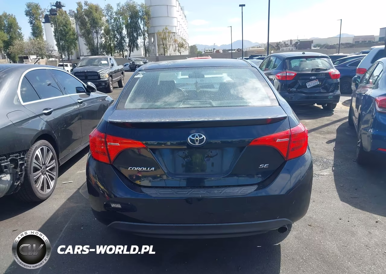 2018 Toyota Corolla Se VIN:5YFBURHE2JP792743 - 16