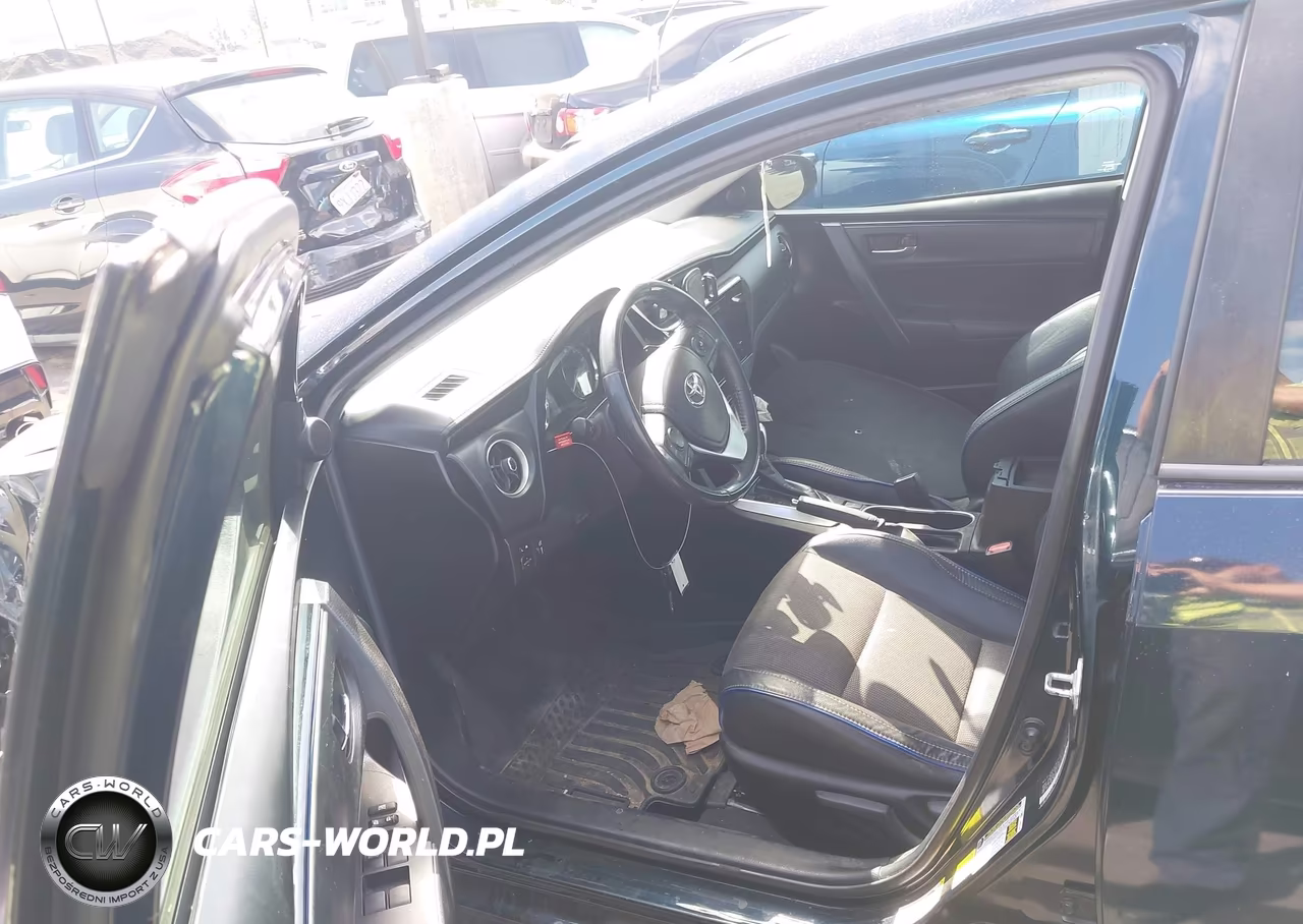 2018 Toyota Corolla Se VIN:5YFBURHE2JP792743 - 5