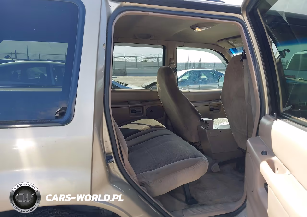 2001 Ford Explorer Xls VIN:1FMZU62E11ZA84894 - 8