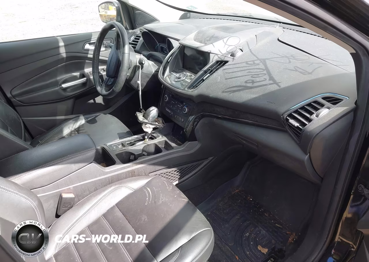 2019 Ford Escape Titanium VIN:1FMCU9J98KUC32713 - 5