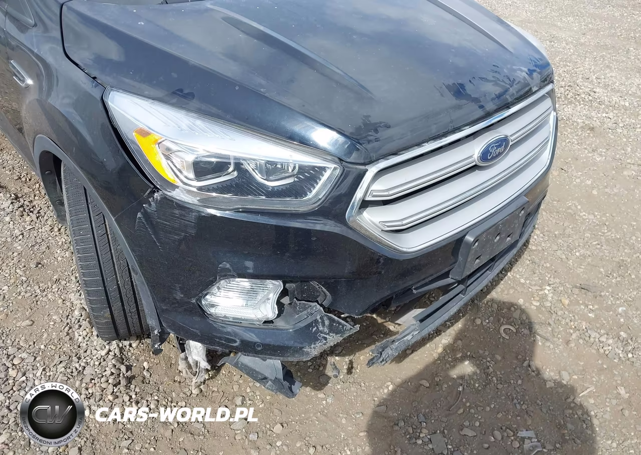 2019 Ford Escape Titanium VIN:1FMCU9J98KUC32713 - 6