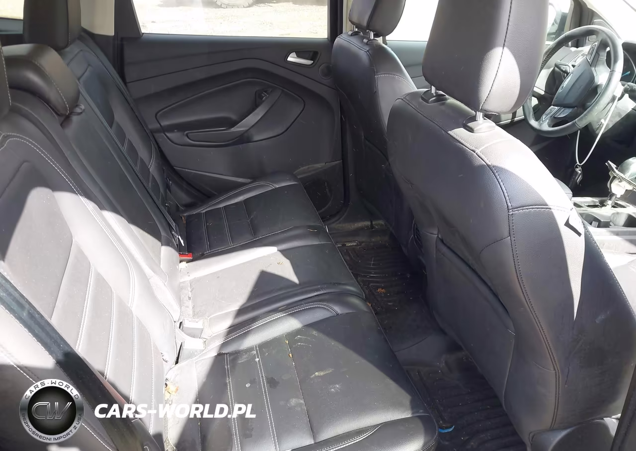 2019 Ford Escape Titanium VIN:1FMCU9J98KUC32713 - 8
