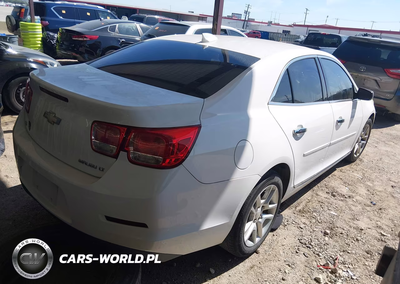 2015 Chevrolet Malibu 1Lt VIN:1G11C5SL2FF316935 - 4