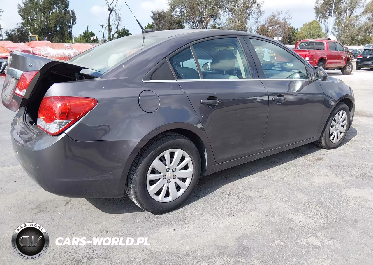 2011 Chevrolet Cruze 1Lt VIN:1G1PF5S98B7109668 - 4