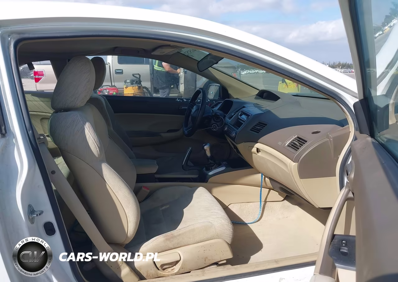 2008 Honda Civic Lx VIN:2HGFG11628H561050 - 5